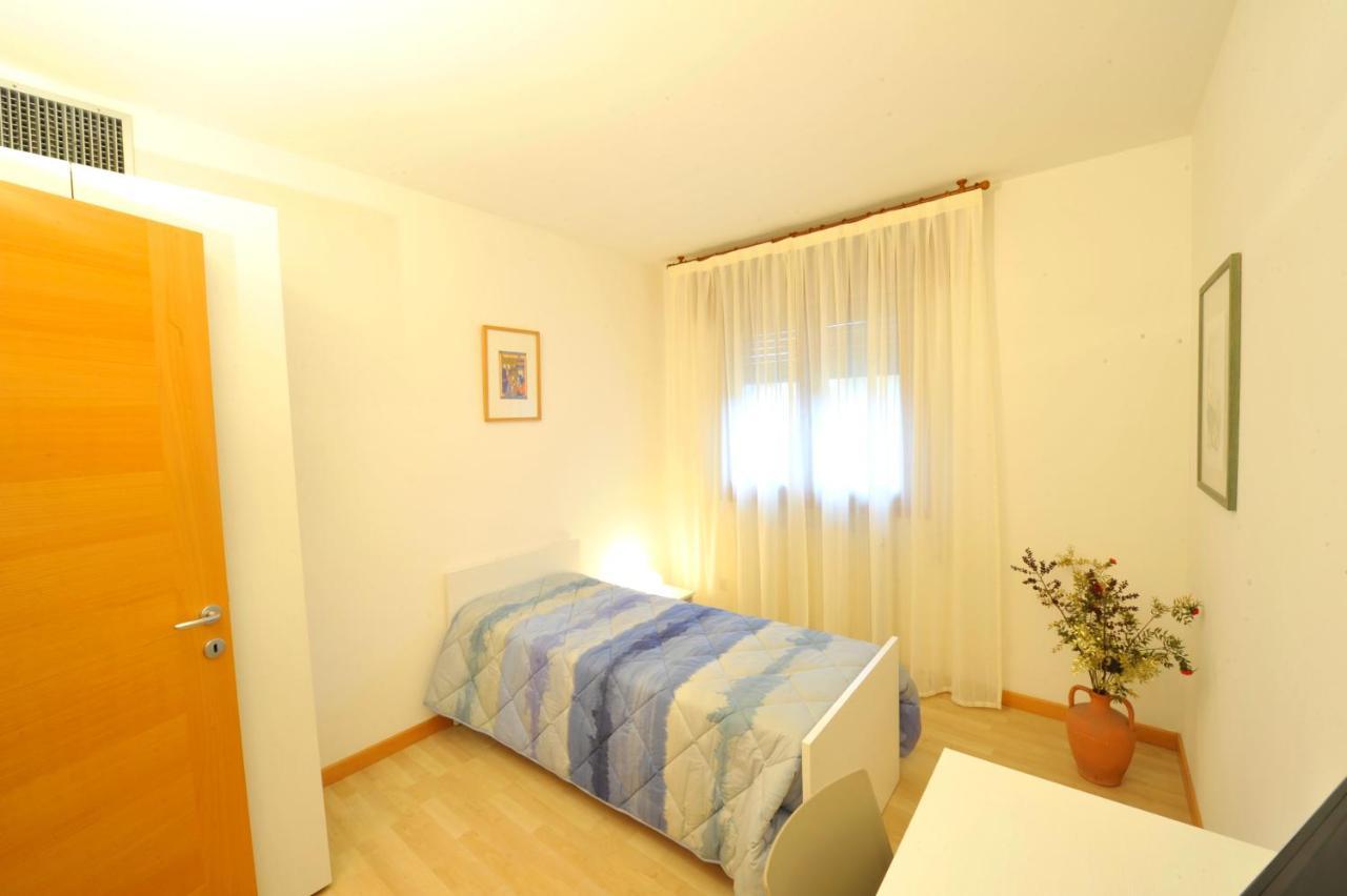 Bed And Breakfast La Sosta Ponte San Nicolò Oda fotoğraf