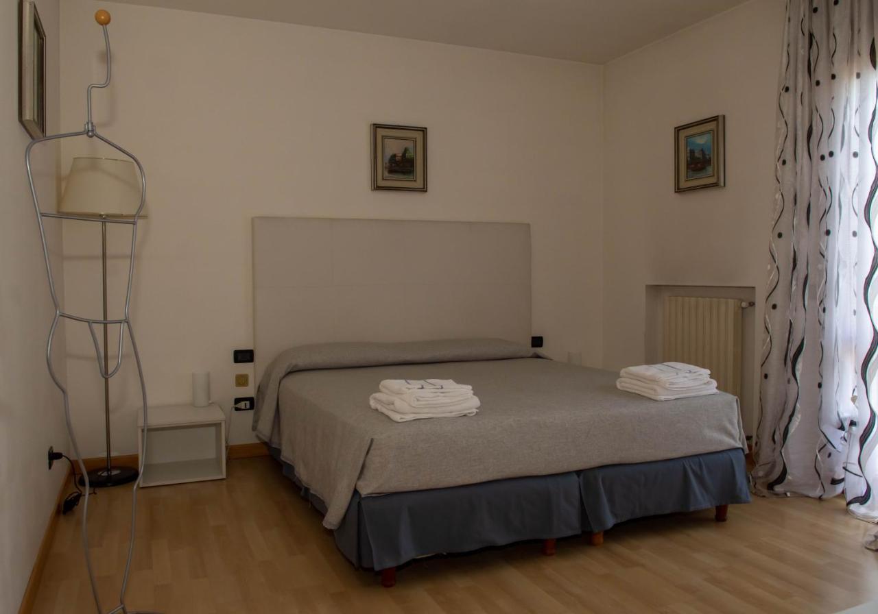 Bed And Breakfast La Sosta Ponte San Nicolò Dış mekan fotoğraf